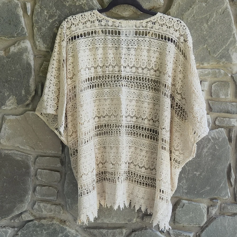 Cabi Crocheted Top - Picture 8 of 9